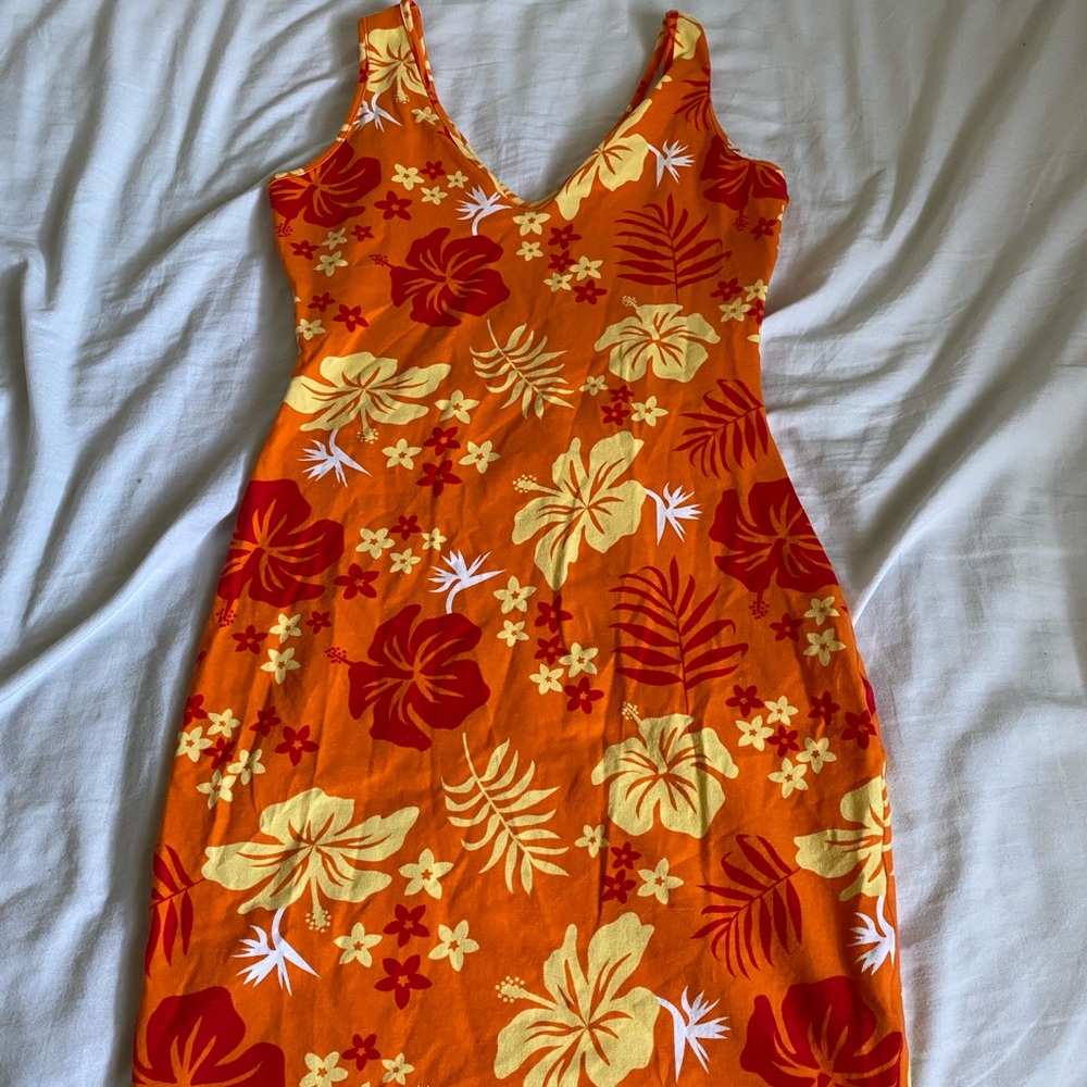 Medium Hawaiian tight dress.